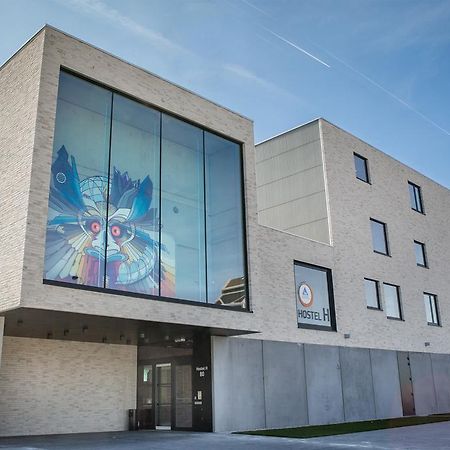 Hostel H Хасселт Экстерьер фото